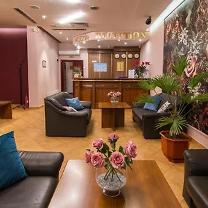 https://plaza-hotel.varna-hotels.com